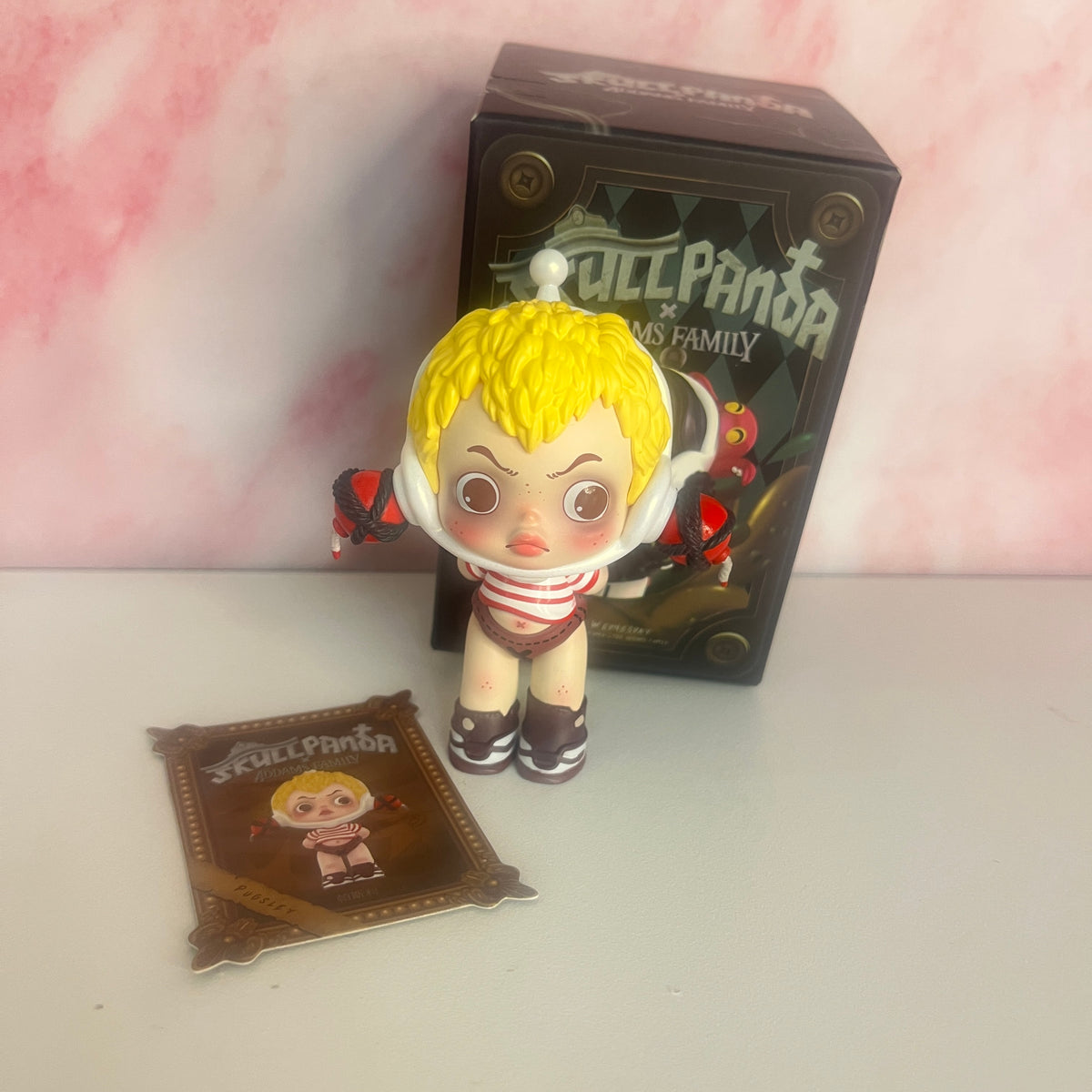Skullpanda Addams Family Series Figurine - Pugsly (Revealed)