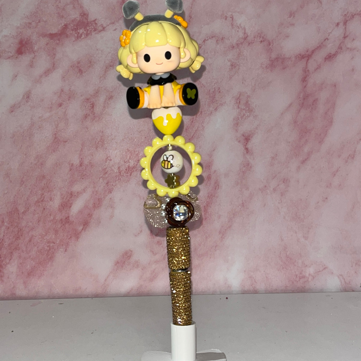 Bumblebee Girl Flower Beadable Pen