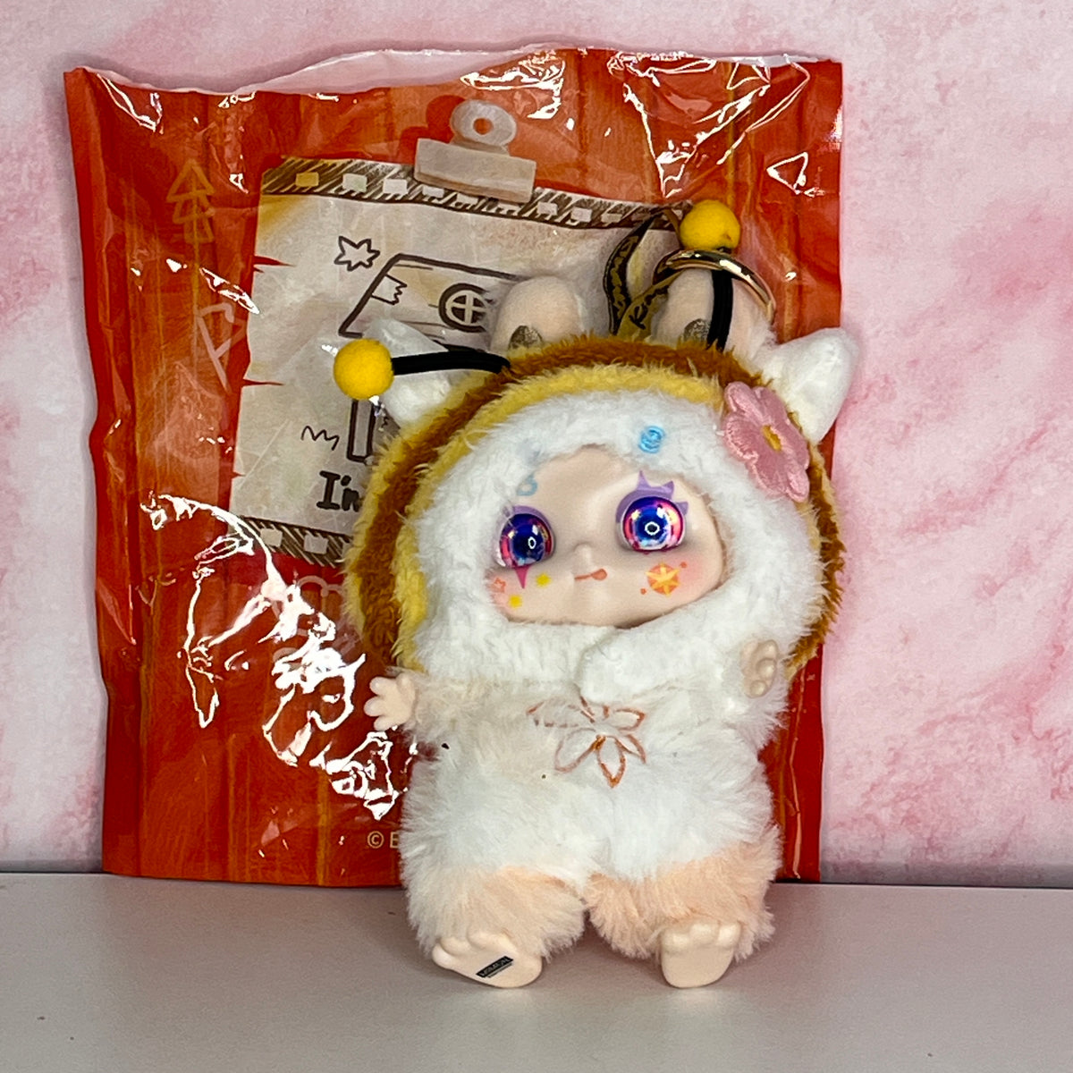 Kimmon I’m Mimon Wilderness - Bee