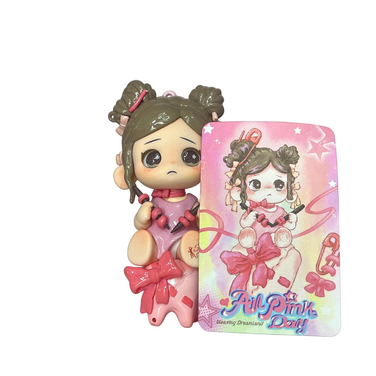 Oona – All Pink Day Vinyl Figurine